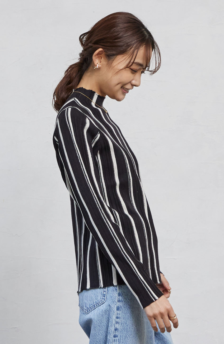 ストライプピンタックストレッチプルオーバー