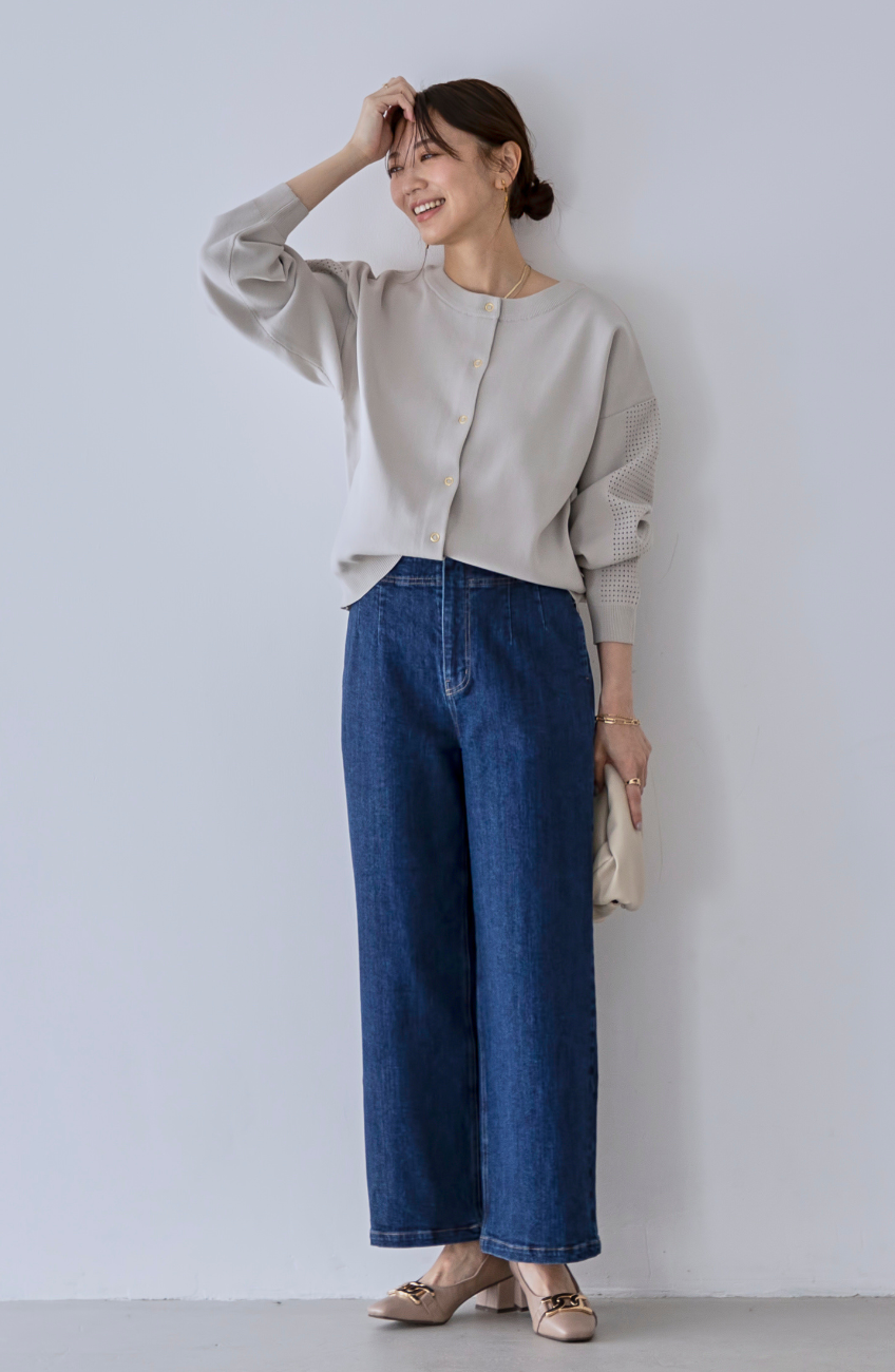 ストレッチタックストレートパンツ