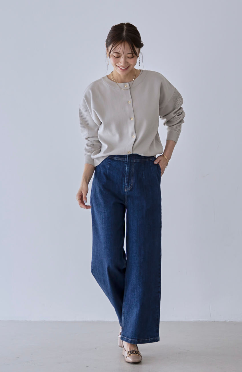 ストレッチタックストレートパンツ