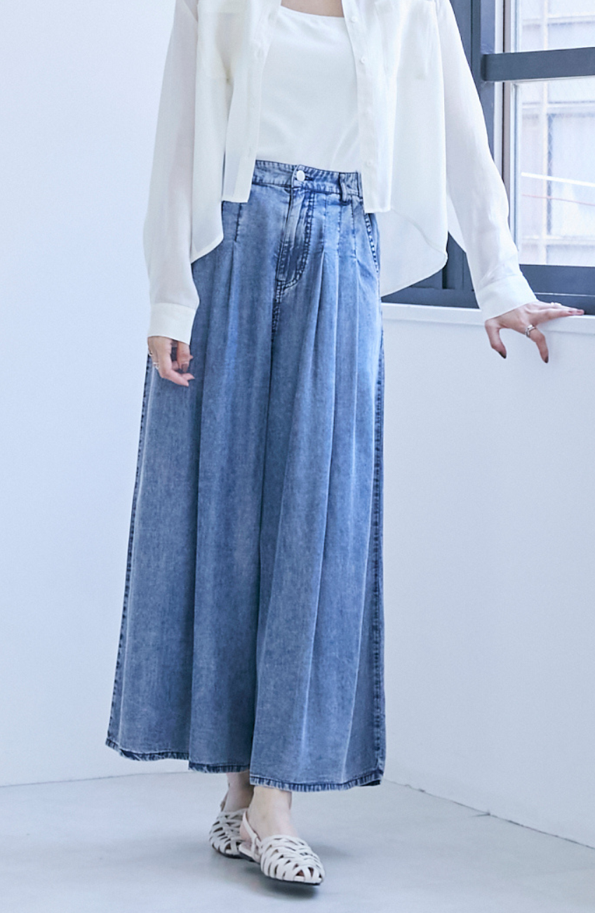 バイオシルクパウダー加工ワイドパンツ