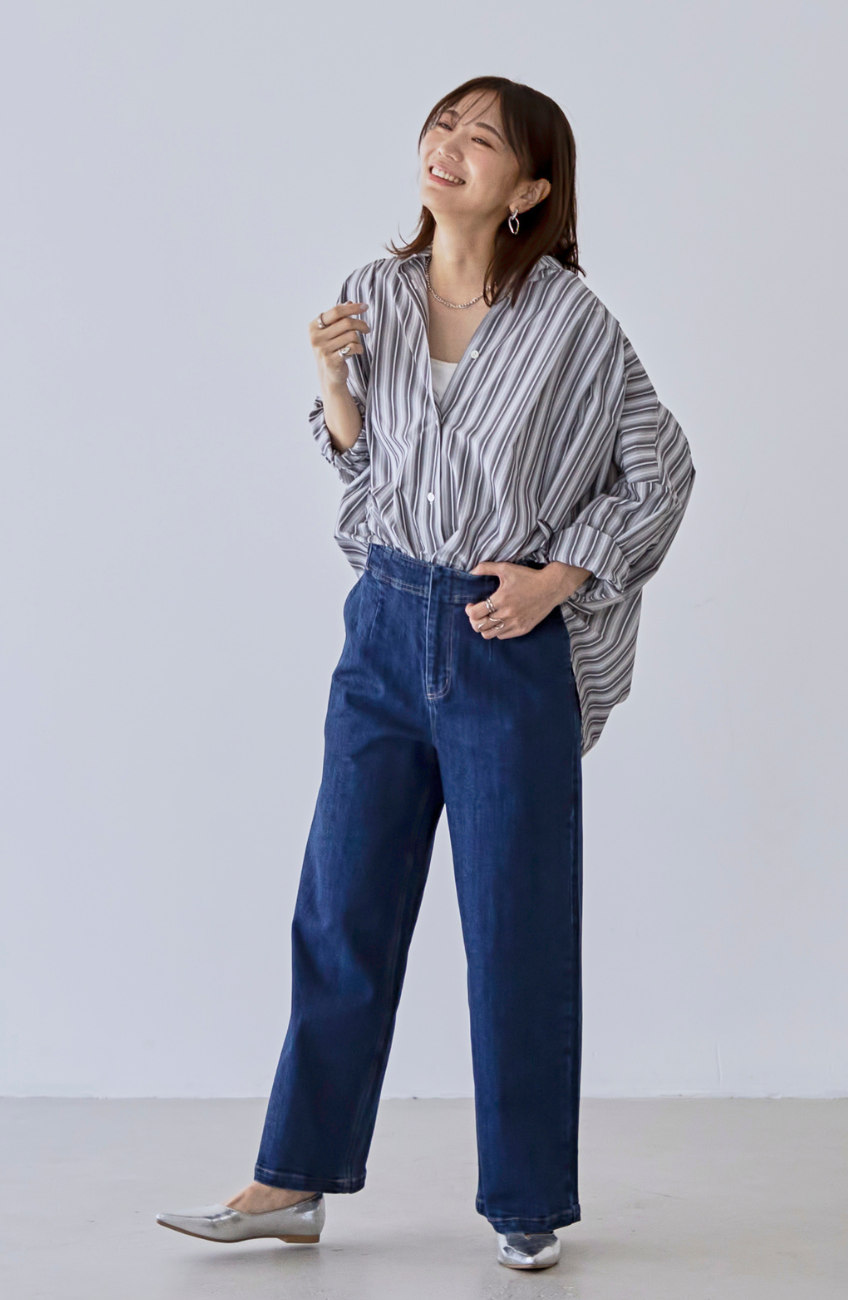 ストレッチタックストレートパンツ