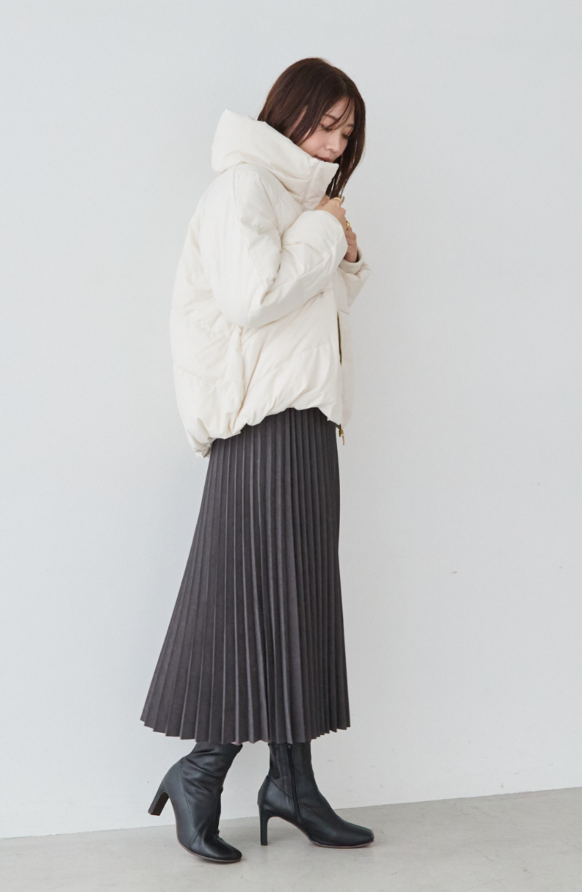 EC限定 ストレッチカシュネックピュアダウン