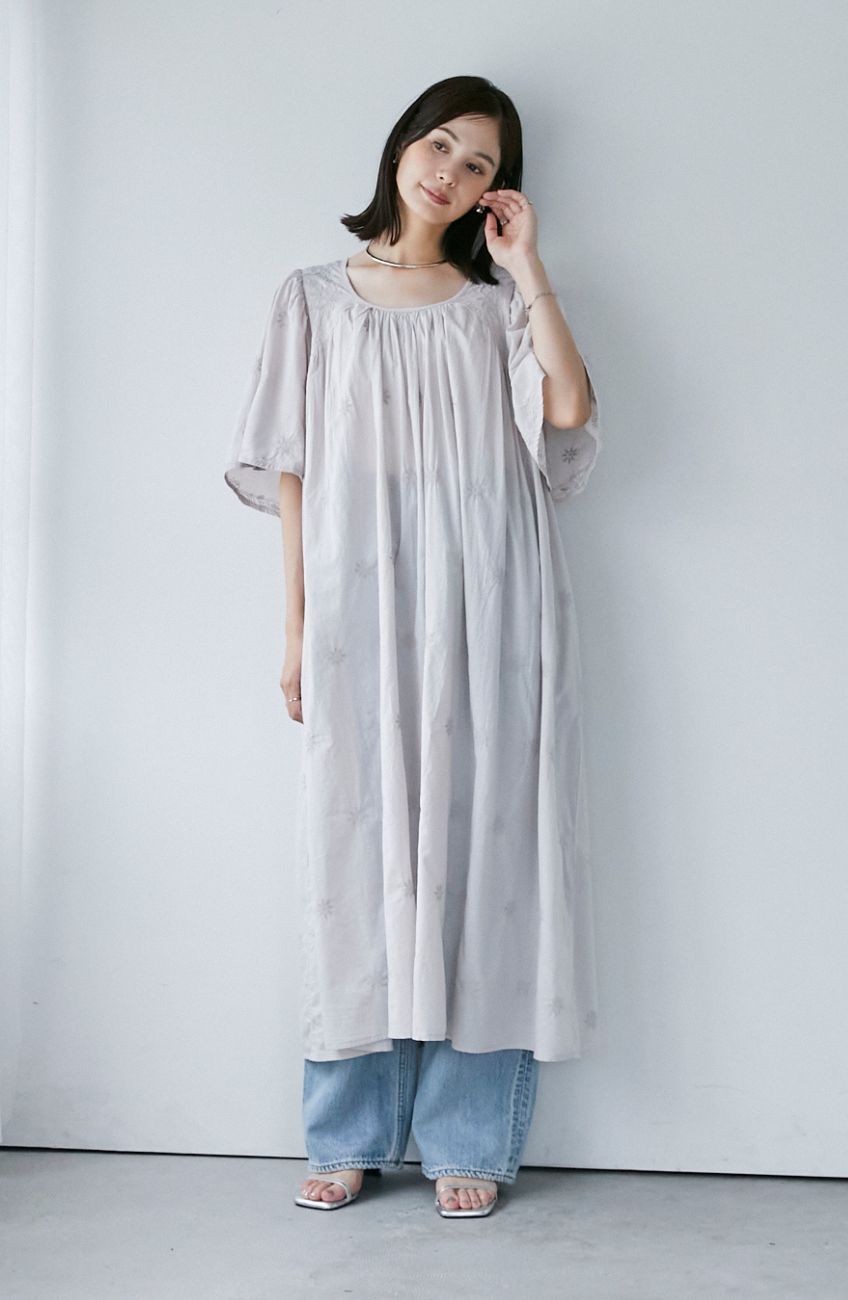 総柄刺繡2WAYワンピース