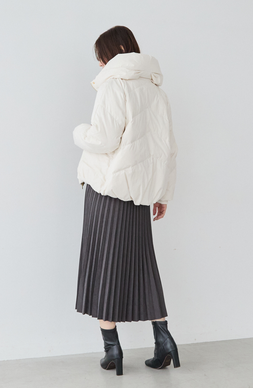 EC限定 ストレッチカシュネックピュアダウン