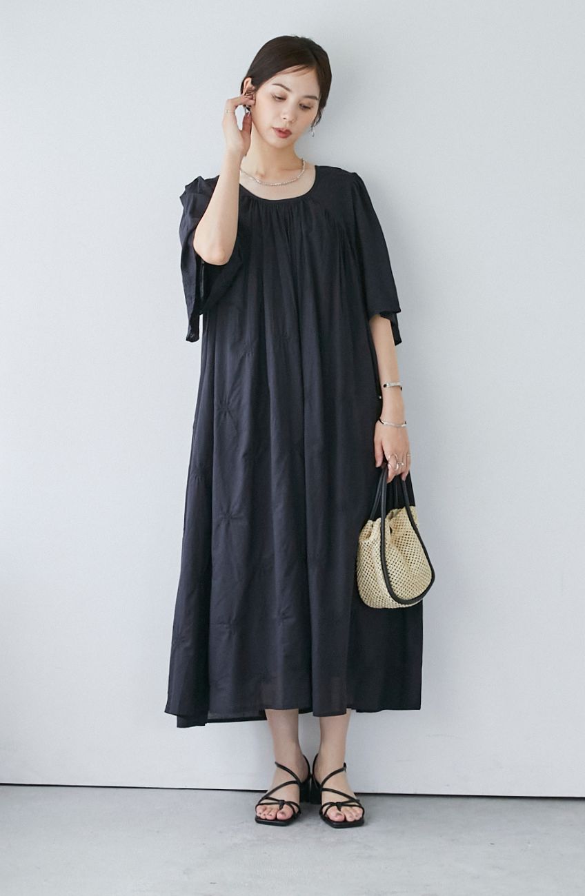 総柄刺繡2WAYワンピース