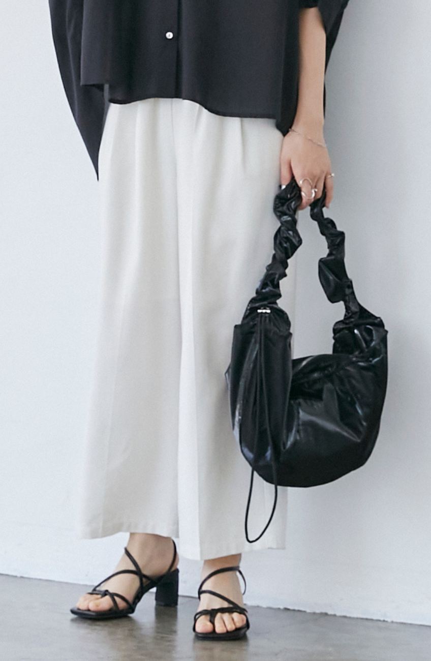 エナメルフリルショルダーBag