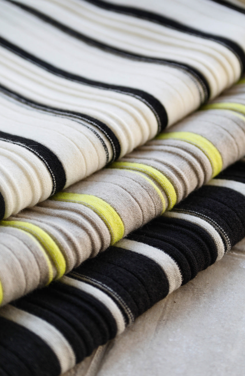 ストライプピンタックストレッチプルオーバー