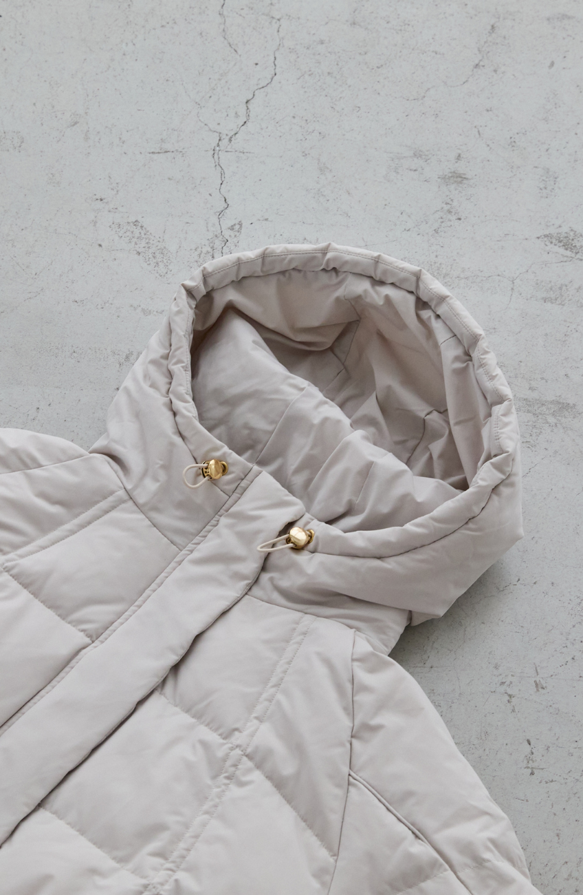 ストレッチフードミドルピュアダウン