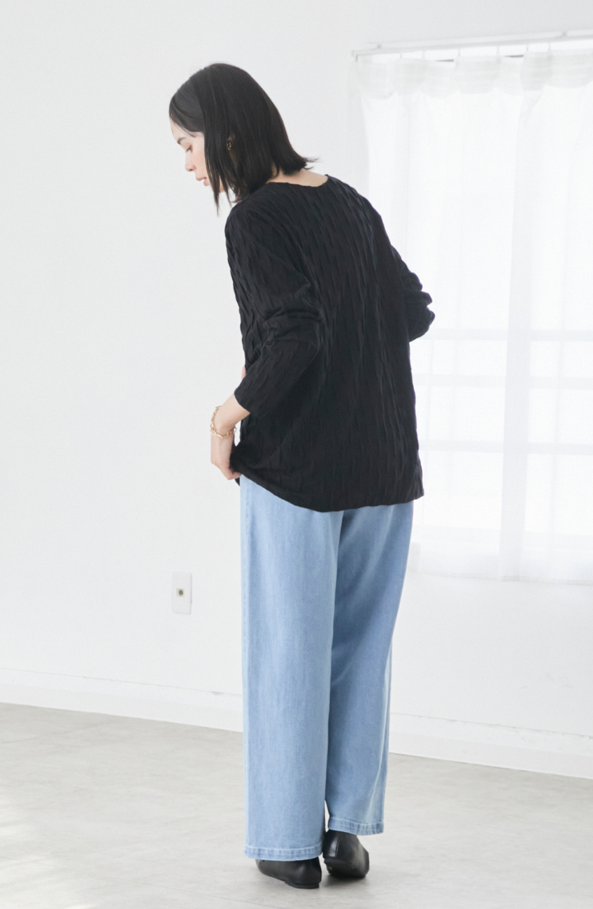 ストレッチタックストレートパンツ