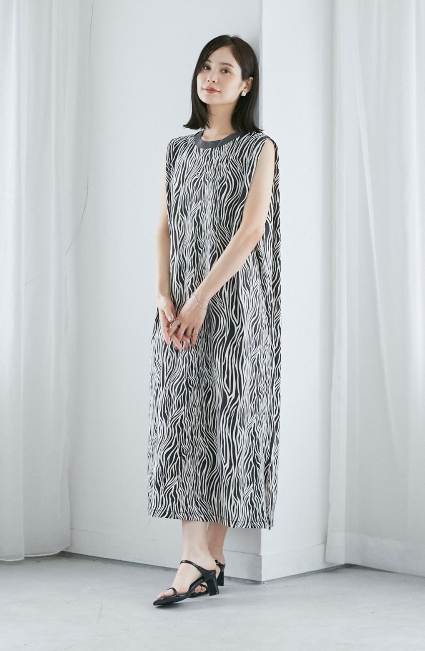 サークルストレッチゼブラプリントワンピース