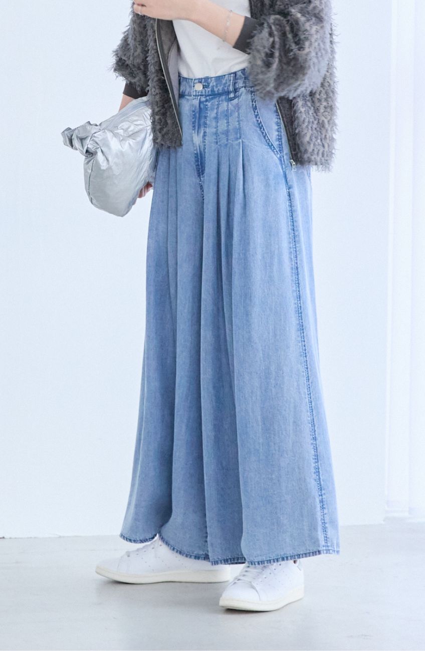 パウダーシルクデニムワイドパンツ