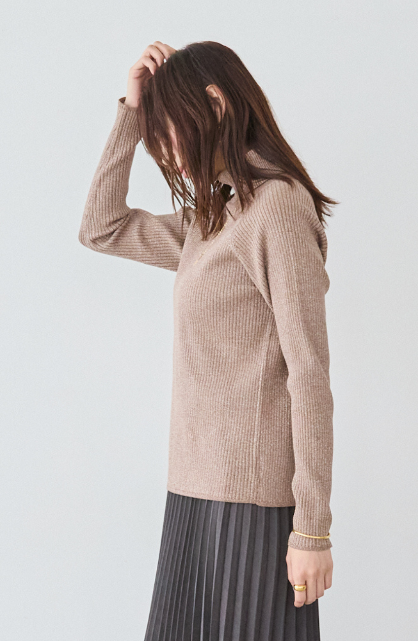 [4.1万枚突破] スーパーストレッチタートルネックプルオーバー