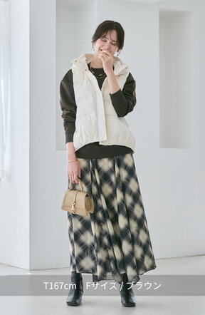 EC限定　軽量ボンディングバックラメロゴプルオーバー