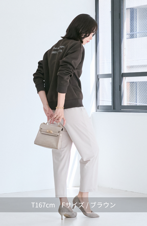 EC限定　軽量ボンディングバックラメロゴプルオーバー