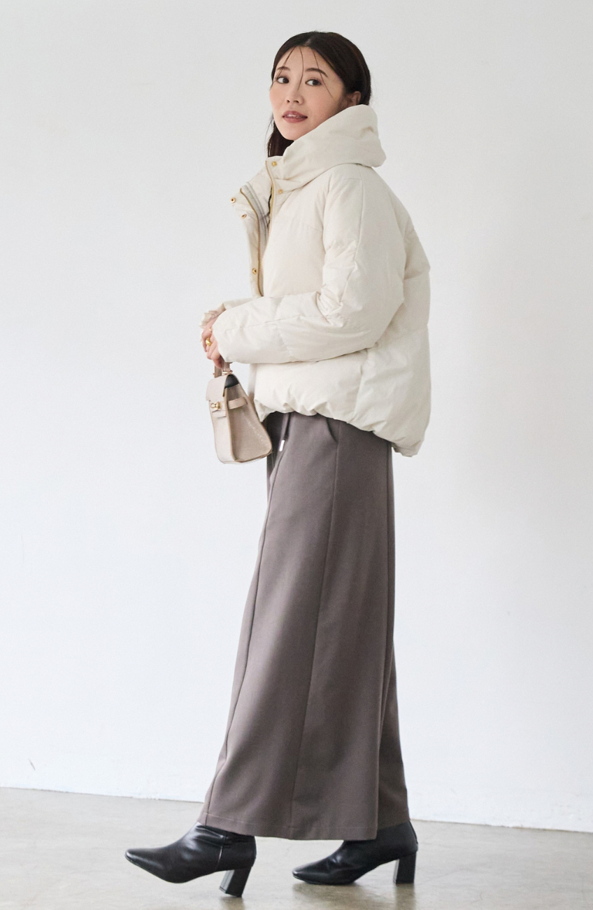 ストレッチカシュネックピュアダウン