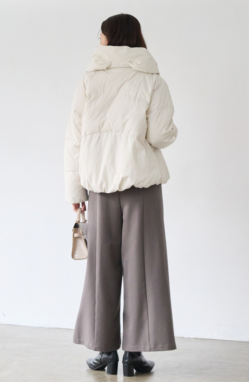 ストレッチカシュネックピュアダウン