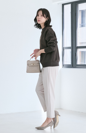 EC限定　軽量ボンディングバックラメロゴプルオーバー