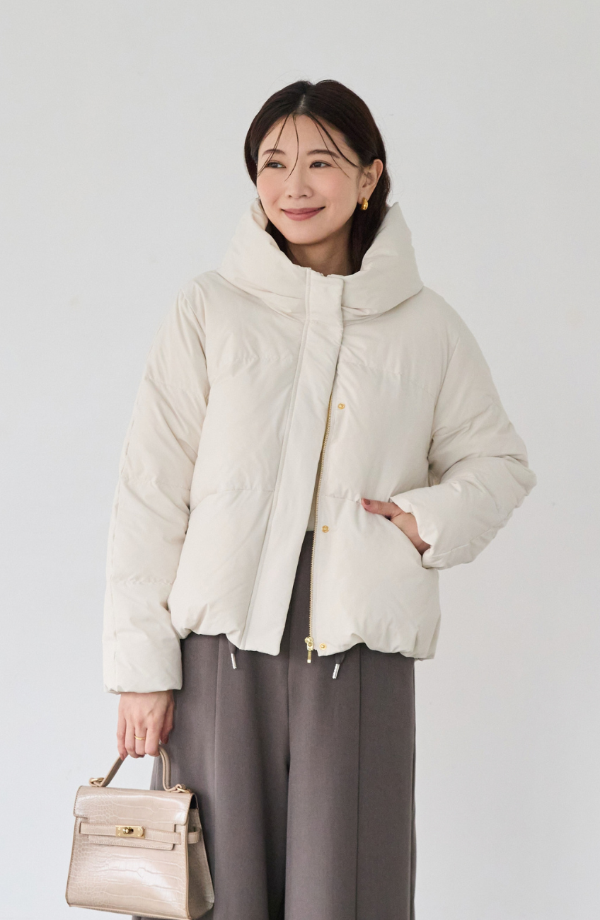 ストレッチカシュネックピュアダウン