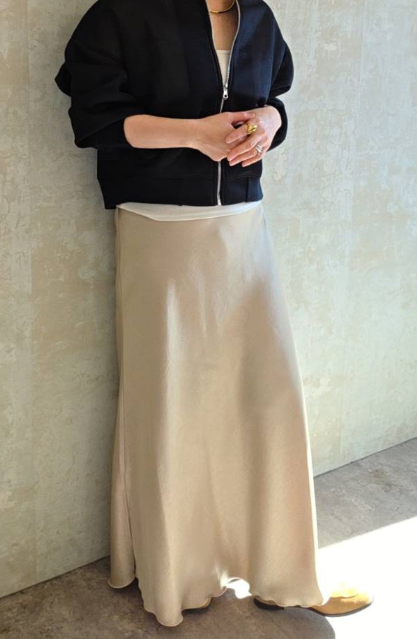 [Chiharuさんコラボ] バイヤスサテンナロースカート
