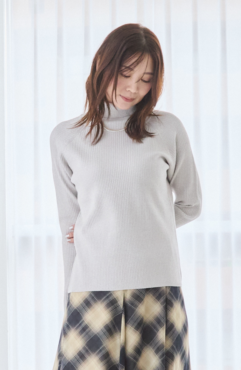 [4.1万枚突破] スーパーストレッチタートルネックプルオーバー