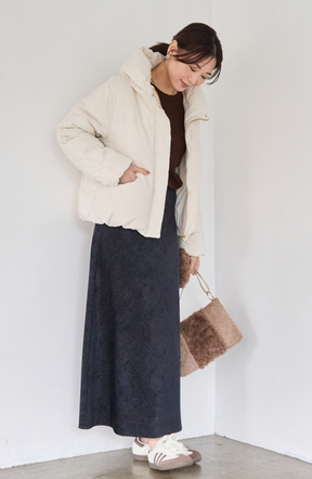 ストレッチカシュネックピュアダウン