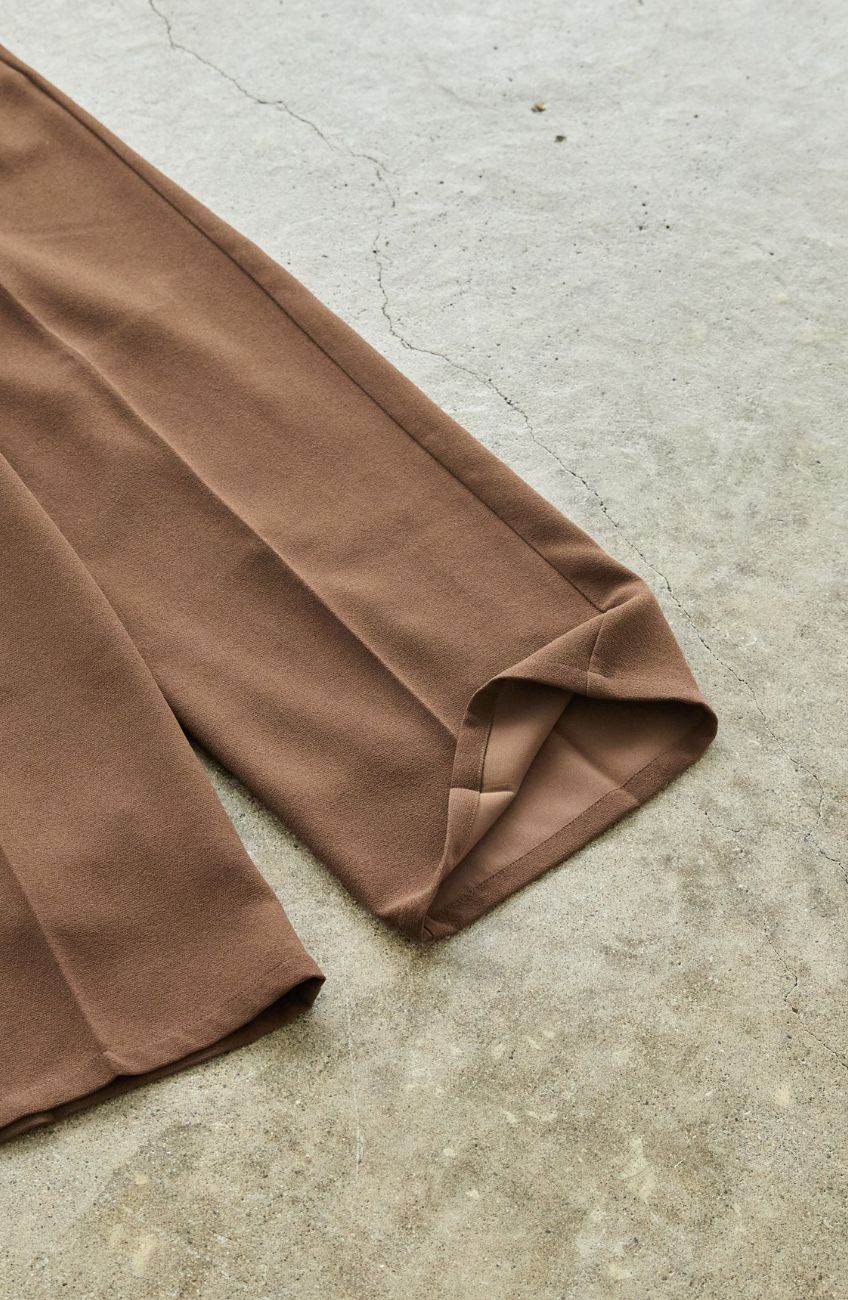 シルクライクセンタープレスパンツ