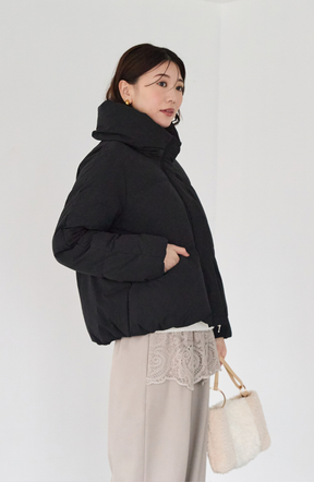 ストレッチカシュネックピュアダウン