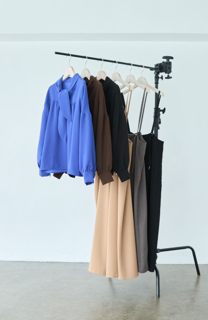 [コーデSET] シルクライクボウタイブラウス＋EC限定 TRドロストオールインワン