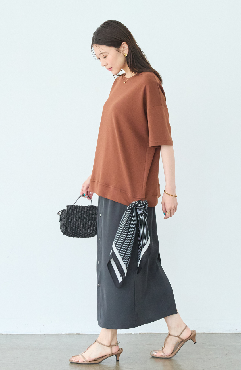 クレープドットボタンスカート