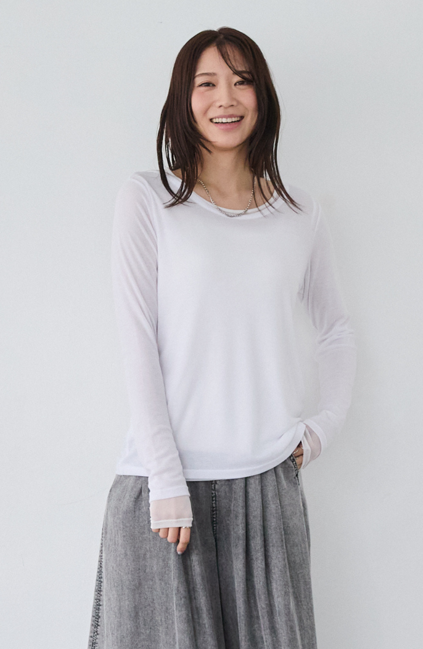 シアーフライス×チュールレイヤードプルオーバー