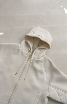 モスダンボール中綿切替フードジャケット