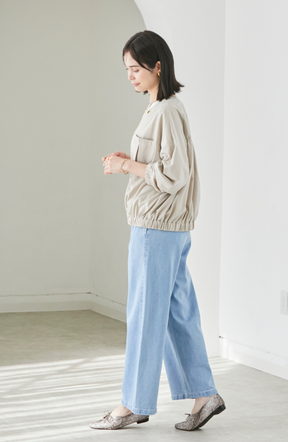 ストレッチタックストレートパンツ