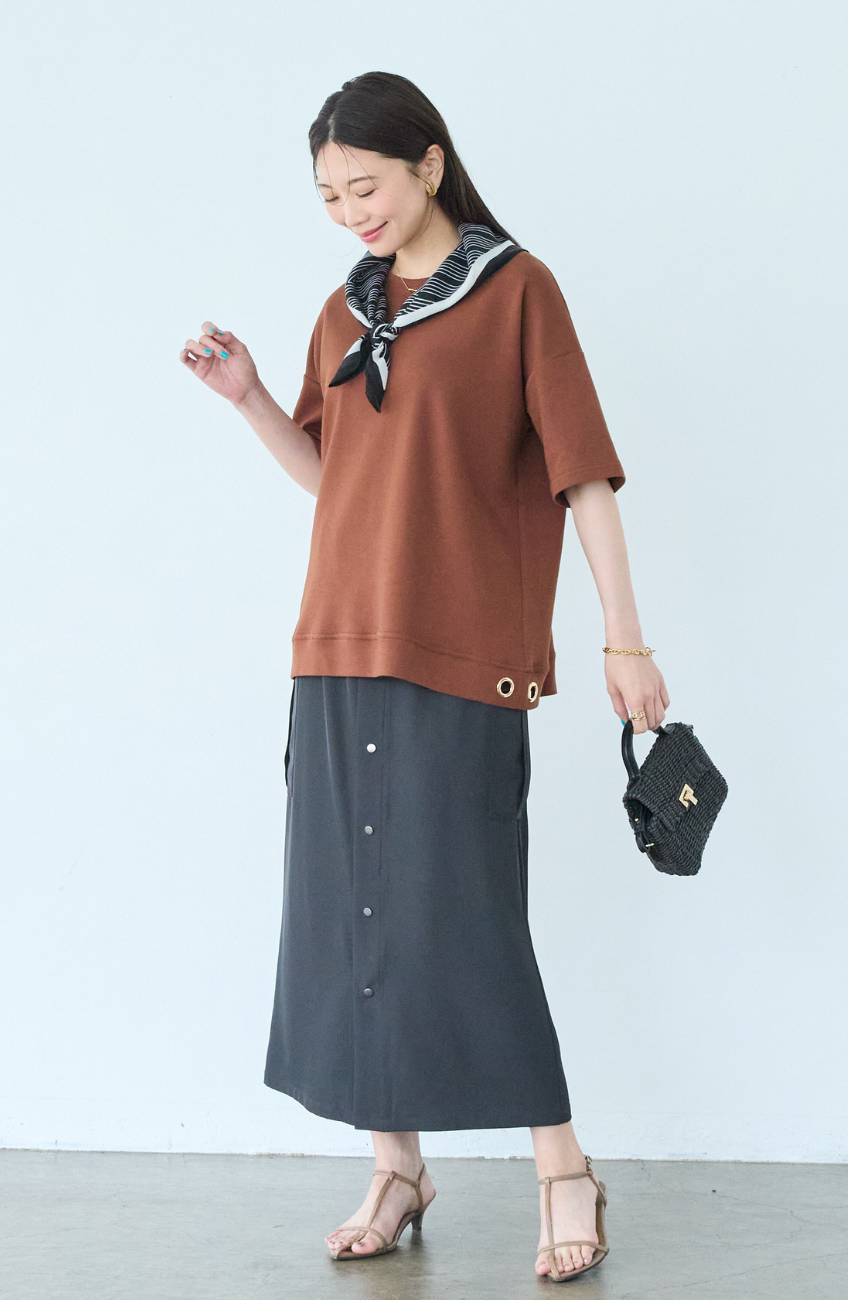 クレープドットボタンスカート