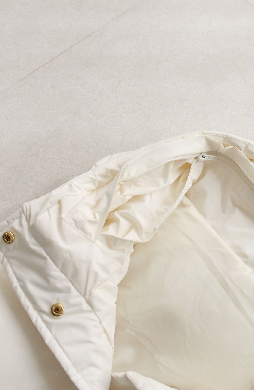 うきこ BELPER ポケットダウンベスト クリームイエロー 23AW シームレスダウンベスト メンズ ダウンベスト フード付き 撥水