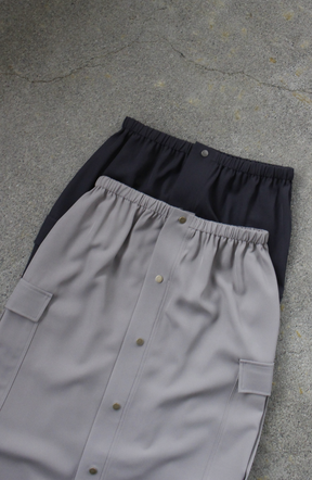 クレープドットボタンスカート