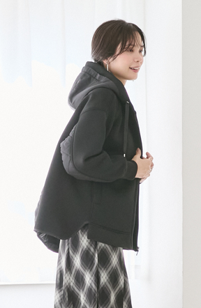 モスダンボール中綿切替フードジャケット