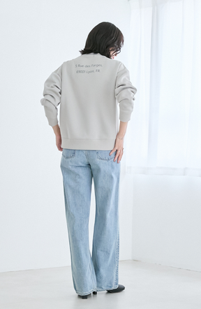 EC限定　軽量ボンディングバックラメロゴプルオーバー