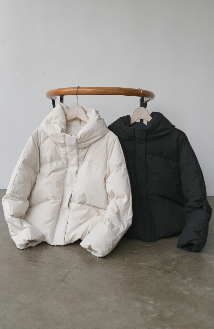 ストレッチカシュネックピュアダウン