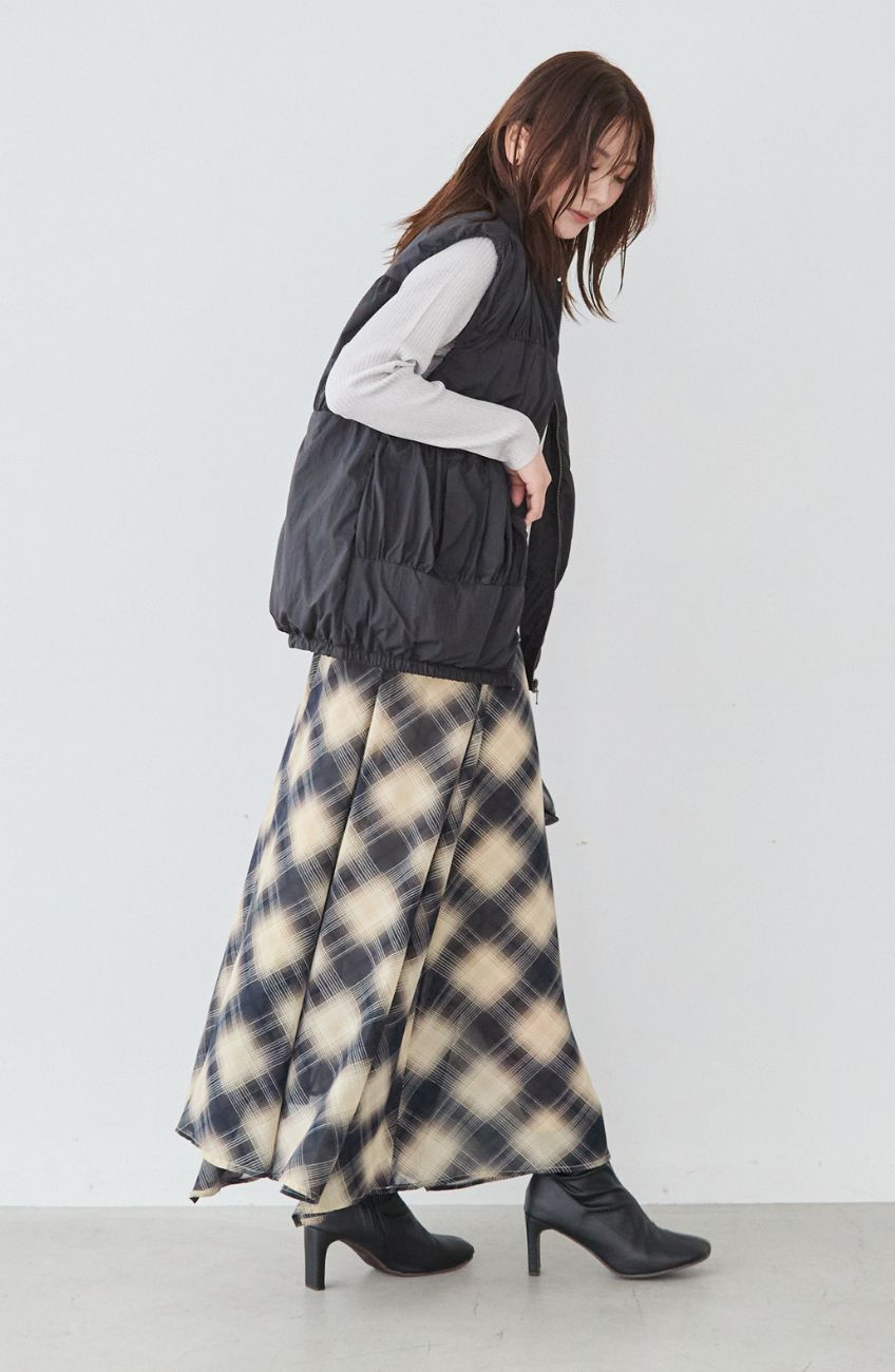 ティアードギャザーピュアダウンベスト