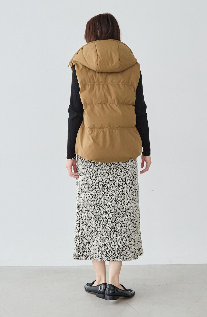 エアリーフードピュアダウンベスト