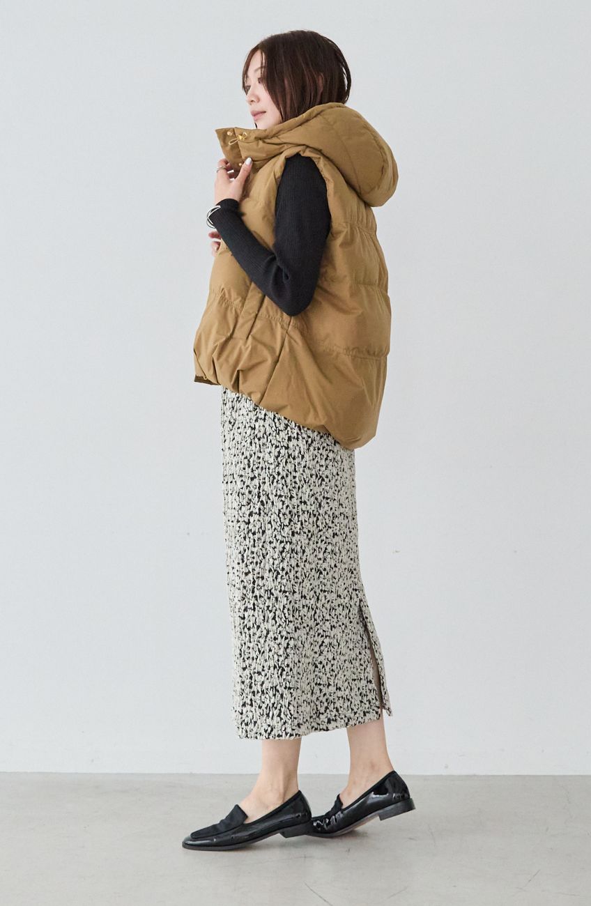 エアリーフードピュアダウンベスト