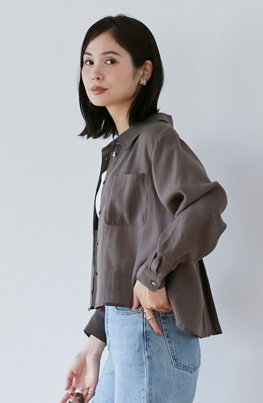 EC限定　シルキーショートブラウス