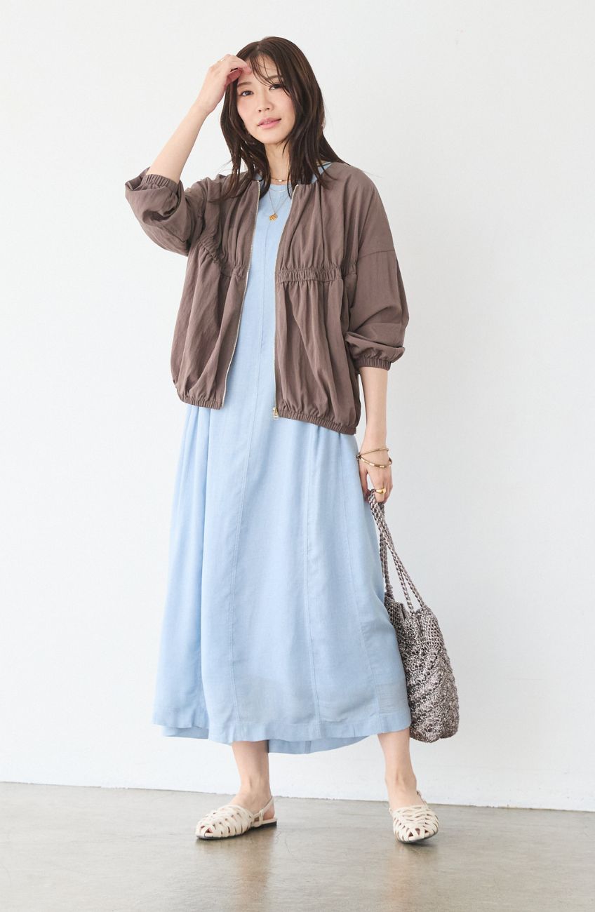 レーヨンナイロンギャザー切替ブルゾン