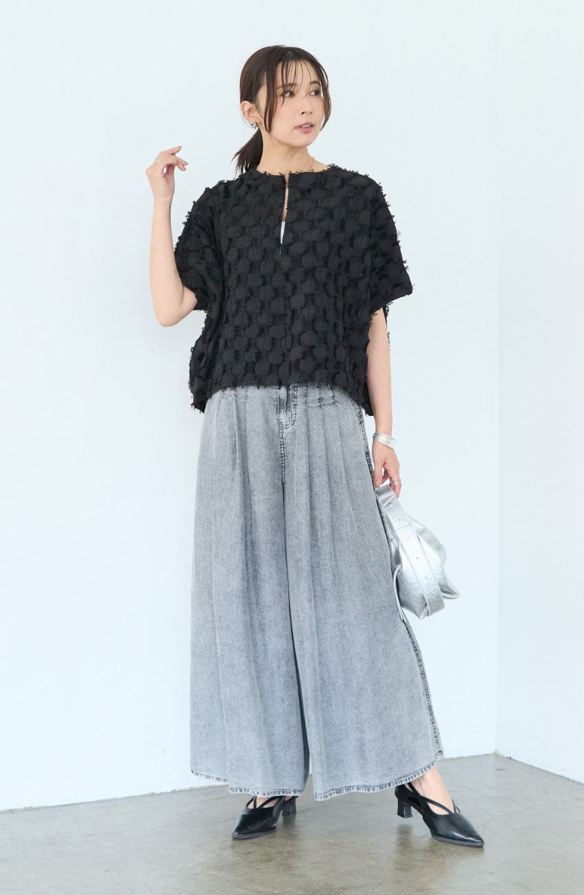 パウダーシルクデニムワイドパンツ