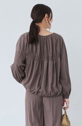 レーヨンナイロンギャザー切替ブルゾン