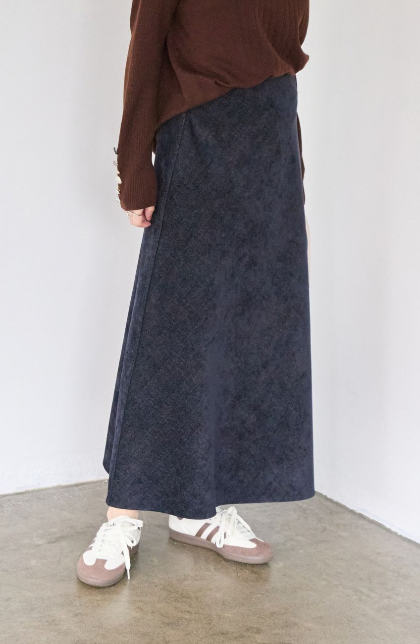 グロッシーデニムバイヤススカート