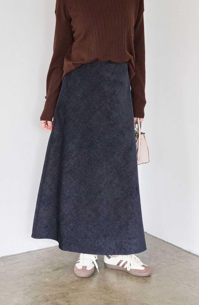 グロッシーデニムバイヤススカート