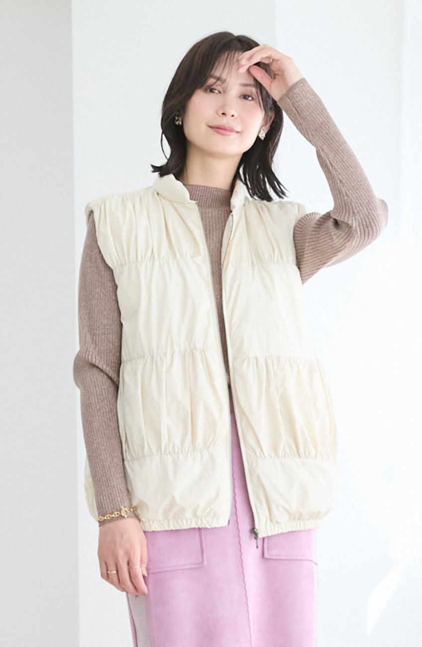 ティアードギャザーピュアダウンベスト