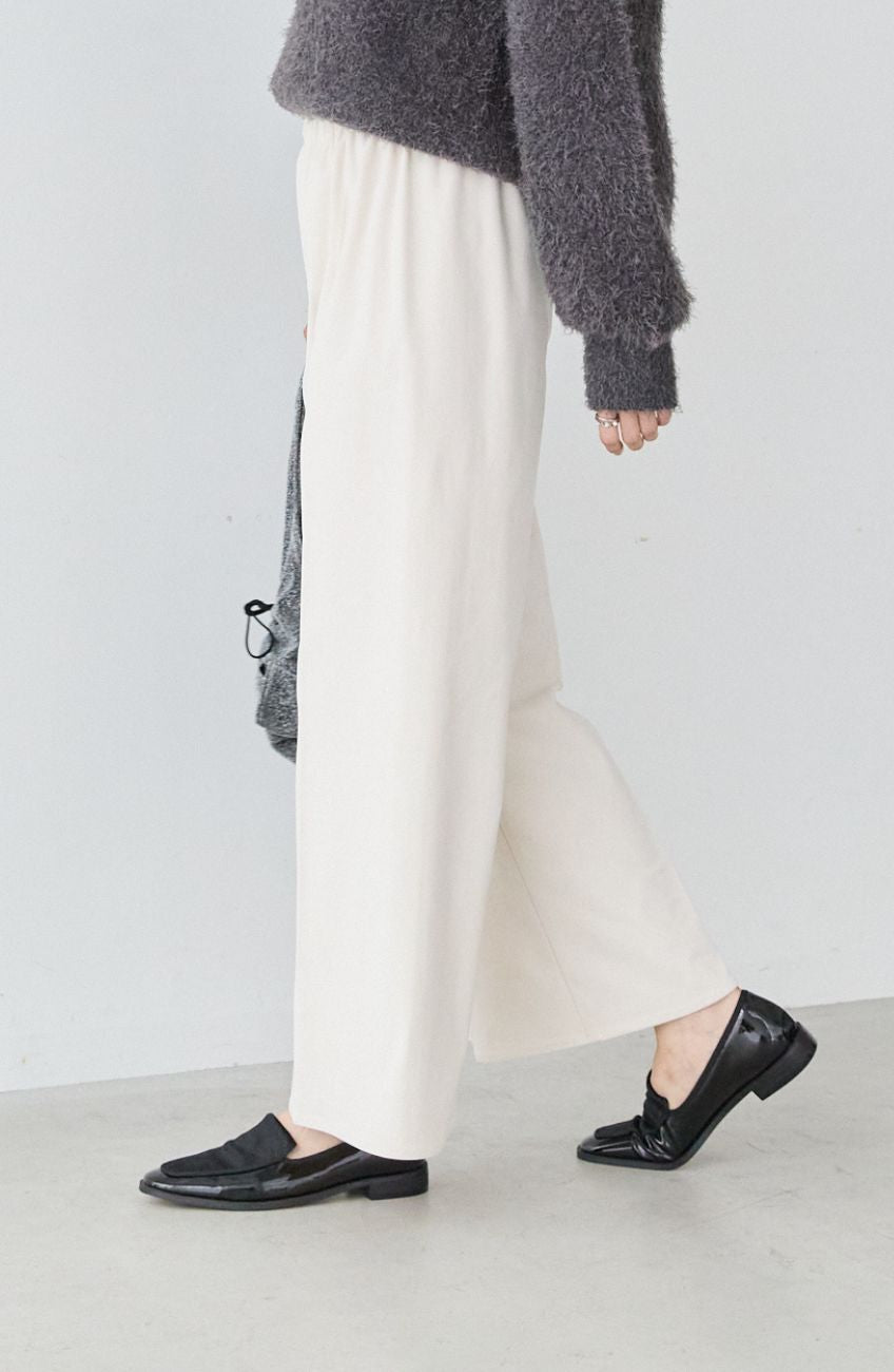 ストレッチ起毛ノンシームパンツ
