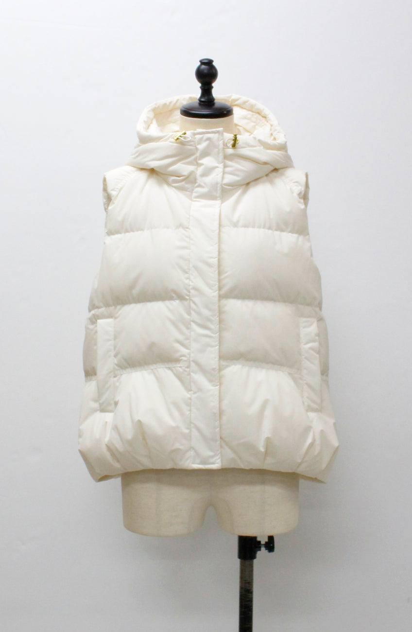 エアリーフードピュアダウンベスト